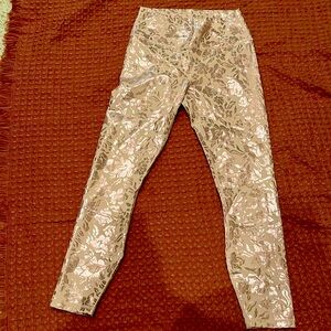 Pink Fabletics Hugh Waisted Printed PureLuxe 7/8 legging